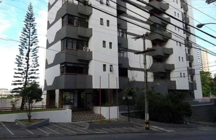 Flat Ana Regis - 8°Andar Daire Salvador da Bahia Dış mekan fotoğraf